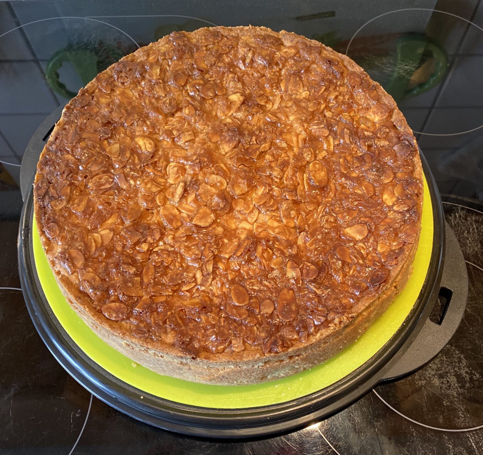 Apfelkuchen mit Mandeldecke