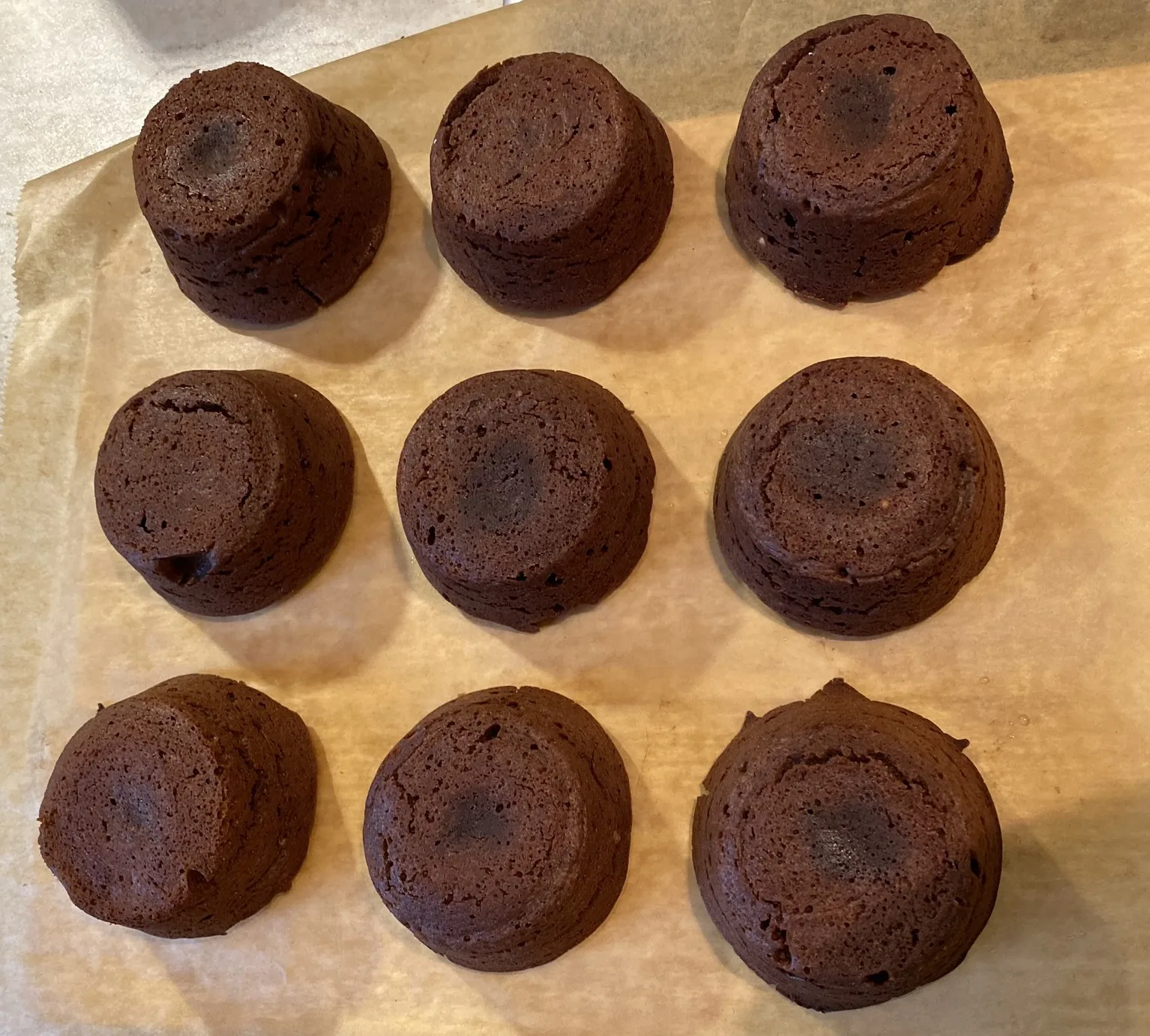 Chocolate Soufflé with a Molten Center (Schokosoufflé mit flüssigem Kern)