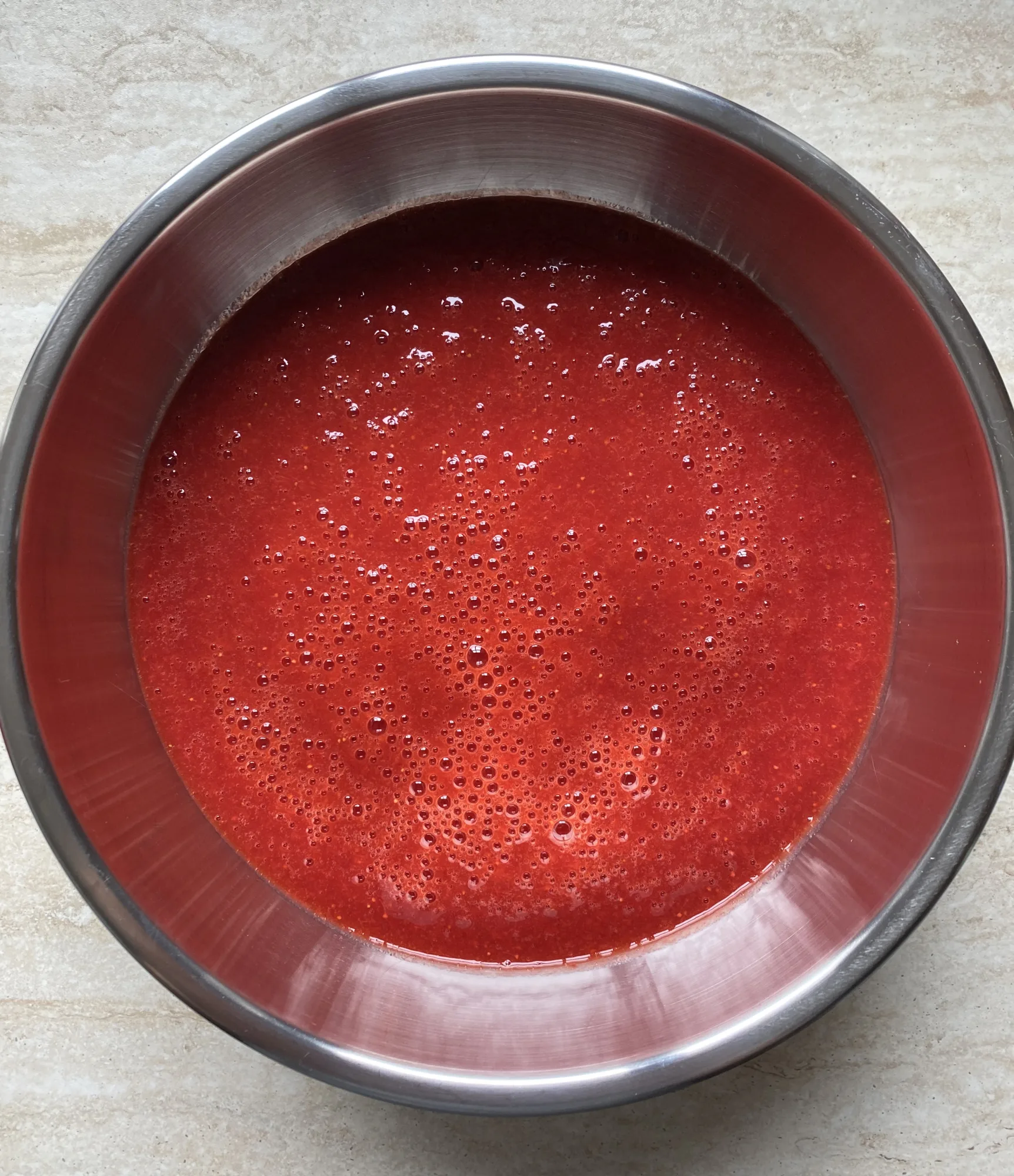 Erdbeerlimes (Strawberry Liqueur)