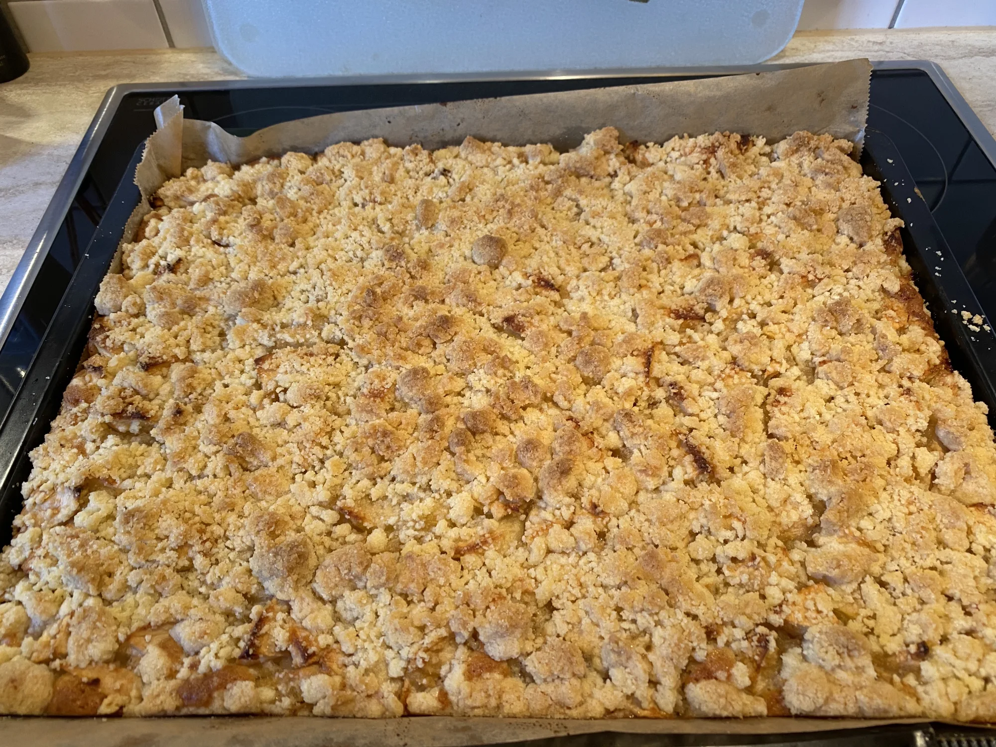 Apple Streusel Cake
