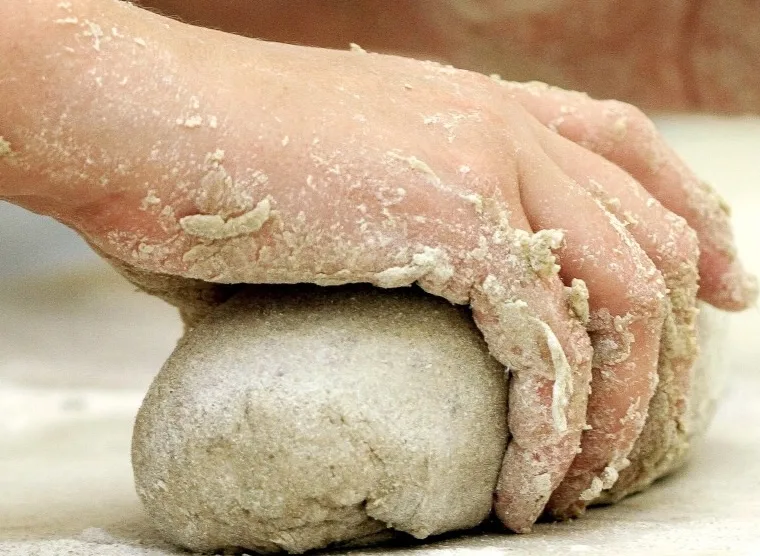 Quark-Öl-Teig (Quark and Oil Dough)