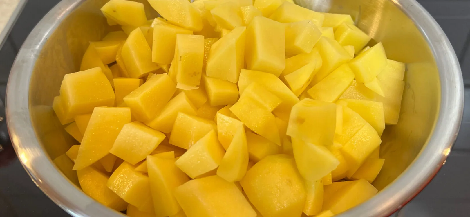 Kartoffel-Topf mit Käse-Creme