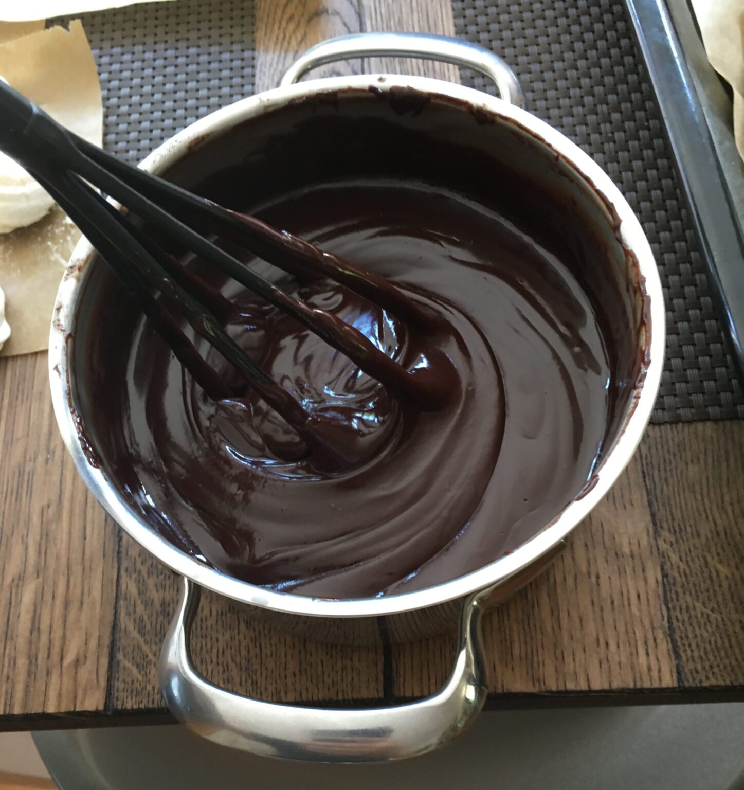 www_suesses_schokobaisertorte5-scaled